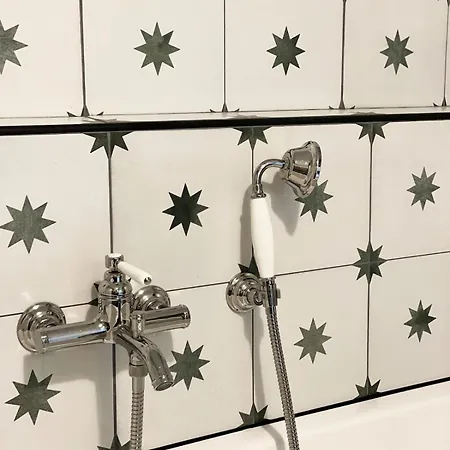 Made Moiselle - Superbe Et Lumineux Centre Historique 2 * Uzes